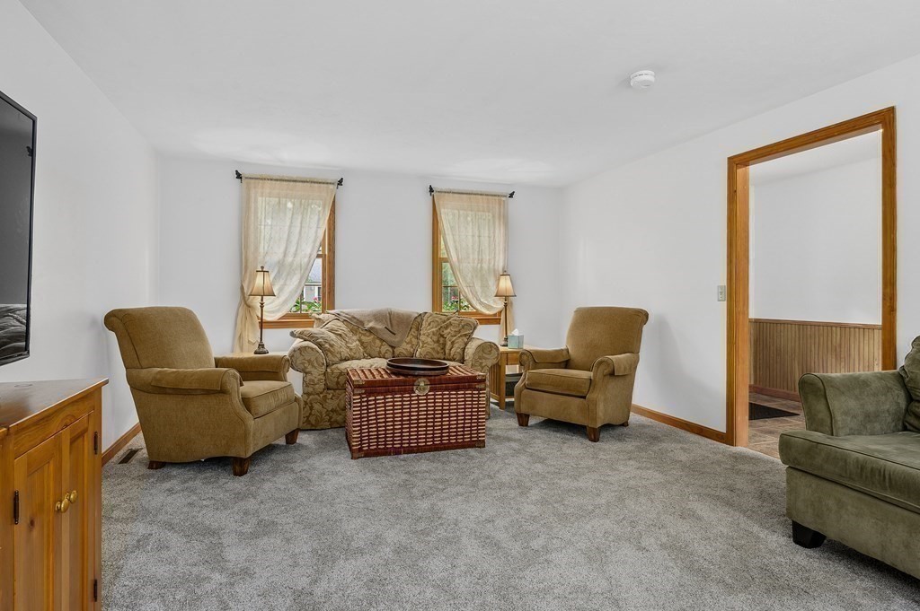 42 Triangle Circle Sandwich, MA 02563 - Photo 16 of 25 Gallery Image 16