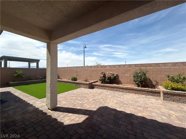 $2,700 | 3618 Tondela Lane, Henderson, NV 89044