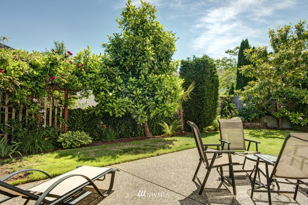 3408 Monterey Lane Northeast Renton, WA 98056 - Photo 21 of 23 Gallery Image 21