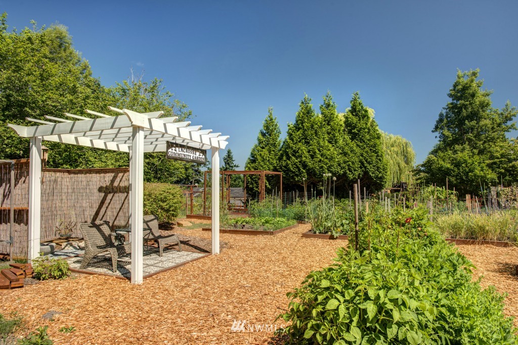 3408 Monterey Lane Northeast Renton, WA 98056 - Photo 23 of 23 Gallery Image 23