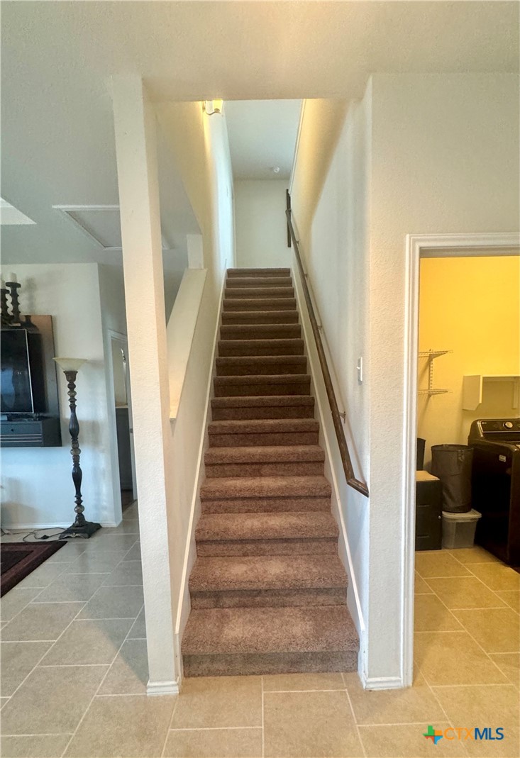 3101 Shawlands Road Killeen, TX 76542 - Photo 19 of 41 a view of entryway and hall