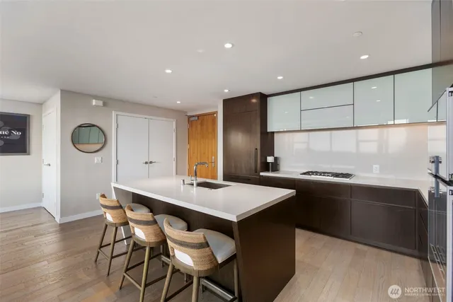 $6,250 | 188 Bellevue Way Northeast, Unit 1806, Bellevue, WA 98004