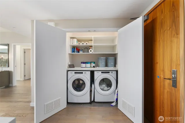 $6,250 | 188 Bellevue Way Northeast, Unit 1806, Bellevue, WA 98004