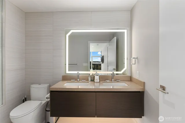 $6,250 | 188 Bellevue Way Northeast, Unit 1806, Bellevue, WA 98004