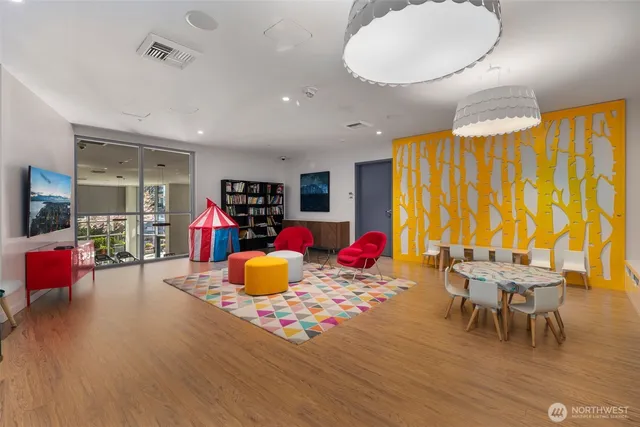 $6,250 | 188 Bellevue Way Northeast, Unit 1806, Bellevue, WA 98004