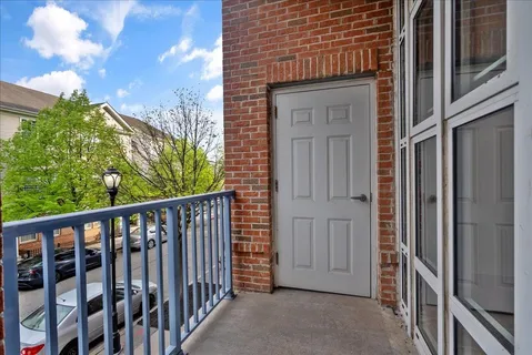 $449,000 | 3 Greenwich Drive, Unit 85, Jersey City, NJ 07305