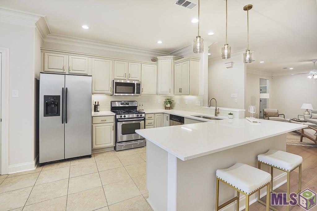 18639 Perkins Road, Unit 18 Prairieville, LA 70769 - Photo 1 of 23
