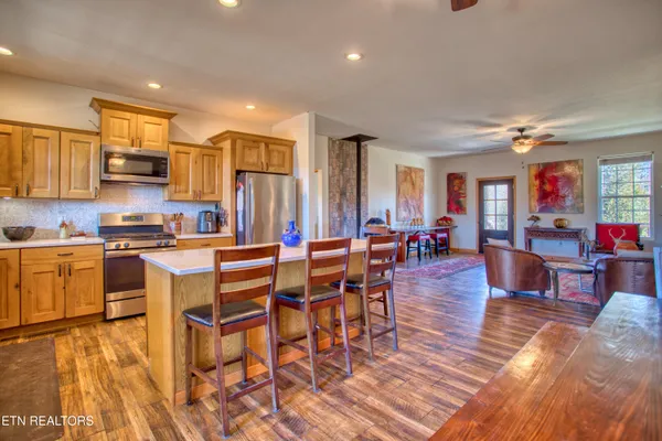 $659,000 | 642 Buck Ridge Road, Jamestown, TN 38556