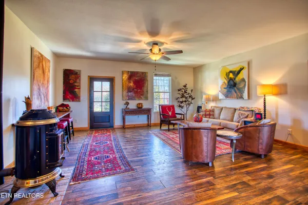 $659,000 | 642 Buck Ridge Road, Jamestown, TN 38556