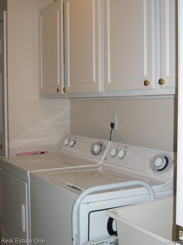 3391 Tremonte Circle, Unit 205 Rochester, MI 48306 - Photo 2 of 13 IMG_3235