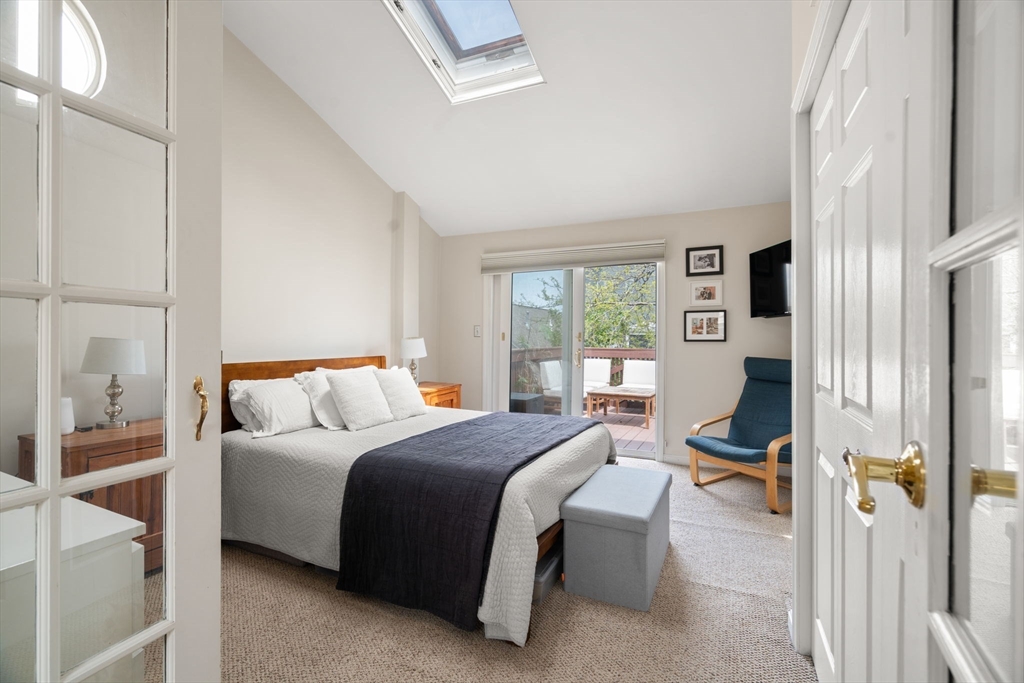 314 West Fourth Street, Unit 3 Boston, MA 02127 - Photo 10 of 24