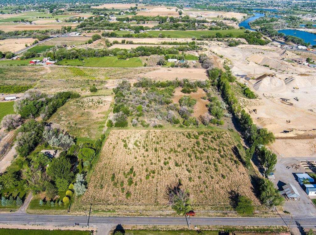 317 32 1/2 Road Grand Junction, CO 81503 - Photo 1 of 23 Gallery Image 1