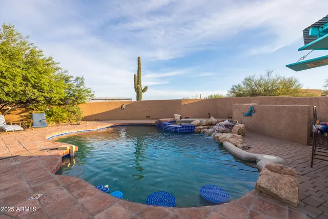a view of outdoor space with a garden