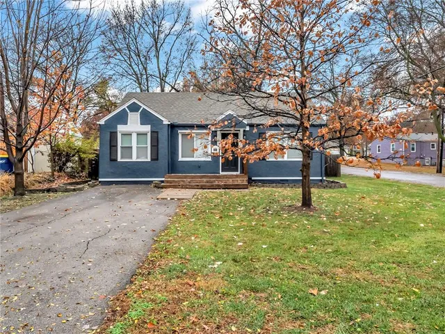 $290,000 | 5700 Walmer Street, Mission, KS 66202