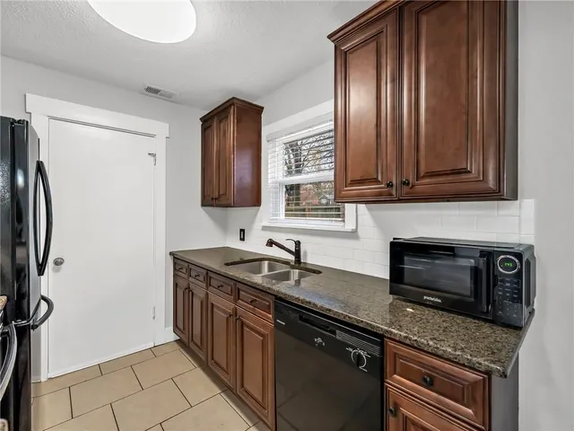 $290,000 | 5700 Walmer Street, Mission, KS 66202