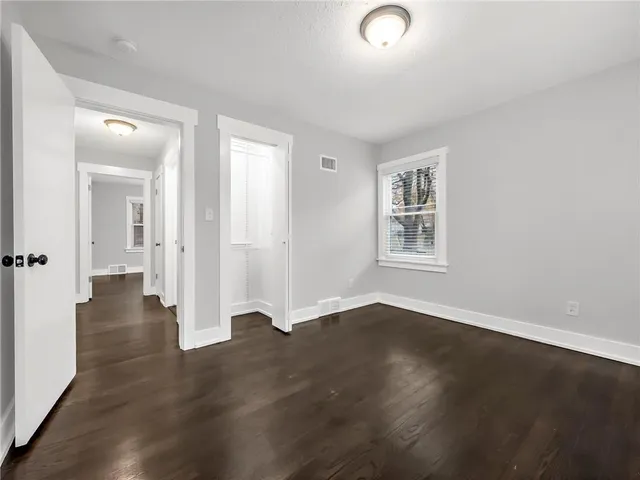 $290,000 | 5700 Walmer Street, Mission, KS 66202