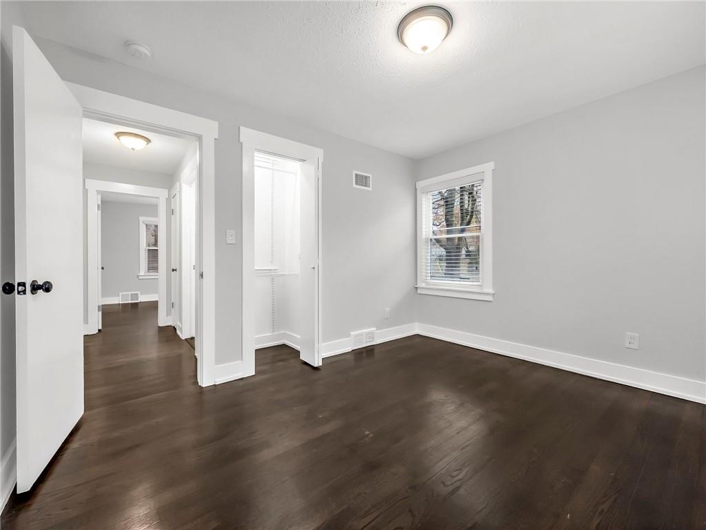 5700 Walmer Street Mission, KS 66202 - Photo 18 of 28