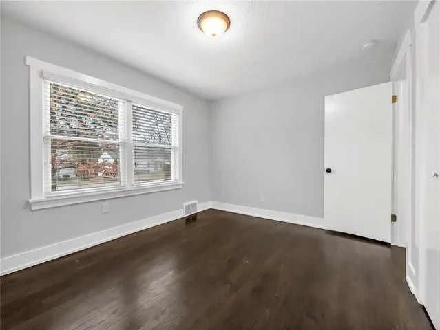 $290,000 | 5700 Walmer Street, Mission, KS 66202