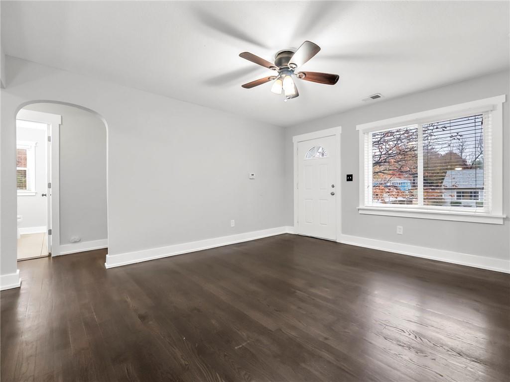 5700 Walmer Street Mission, KS 66202 - Photo 5 of 28