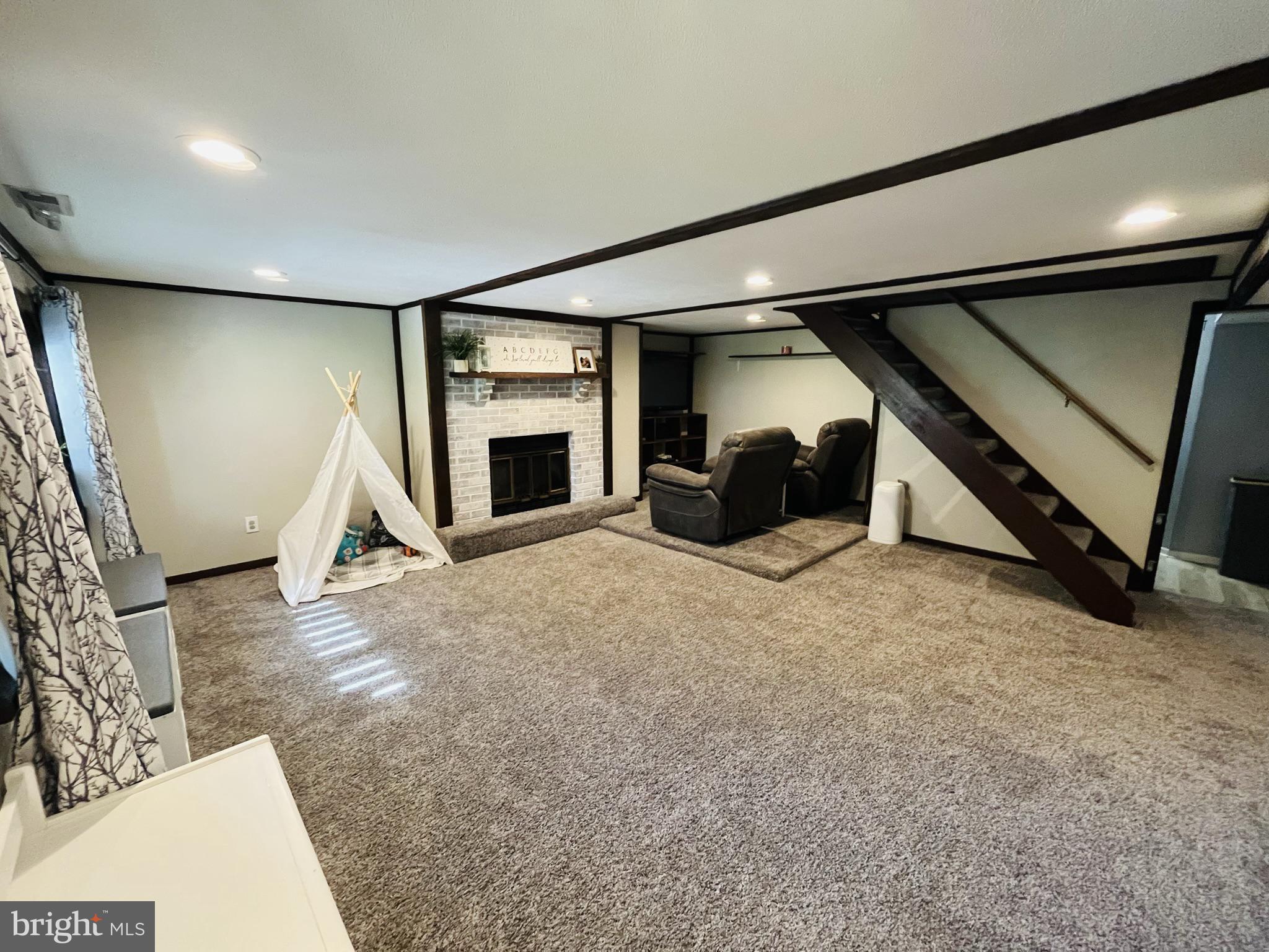 12426 Barbary Road Philadelphia, PA 19154 - Photo 8 of 20