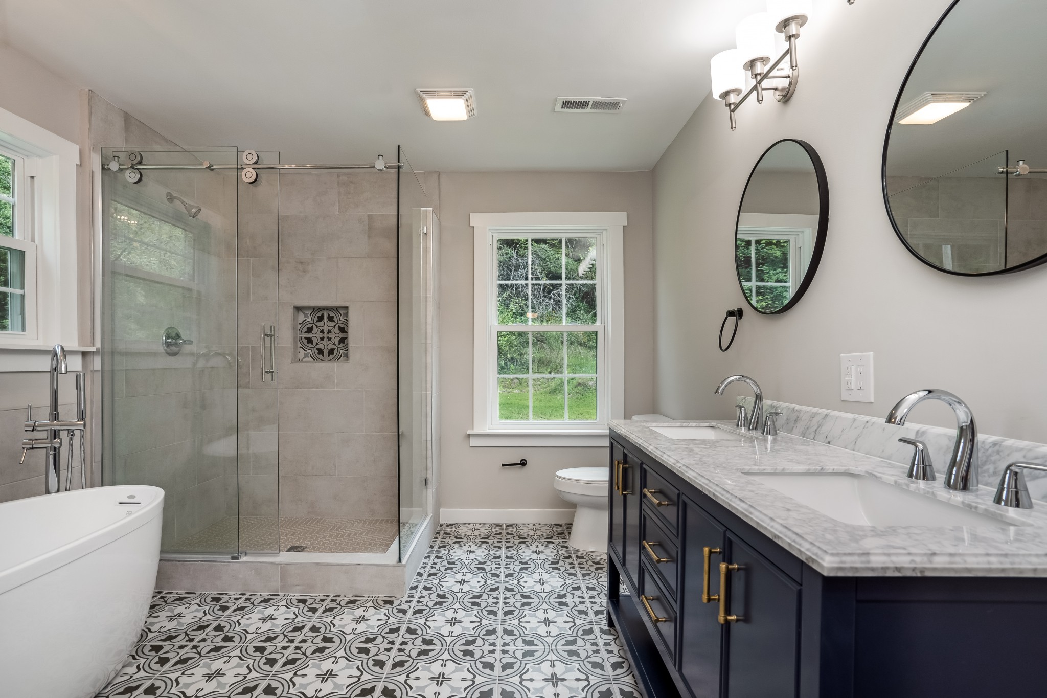 4048 Skelley Road Santa Fe, TN 38482 - Photo 17 of 43 a bathroom with a double vanity sink mirror and bathtub