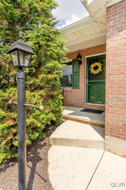 4527 Stole Road Emmaus, PA 18049 - Photo 2 of 18 Gallery Image 2