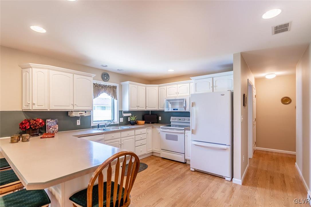 4527 Stole Road Emmaus, PA 18049 - Photo 8 of 18 Gallery Image 8