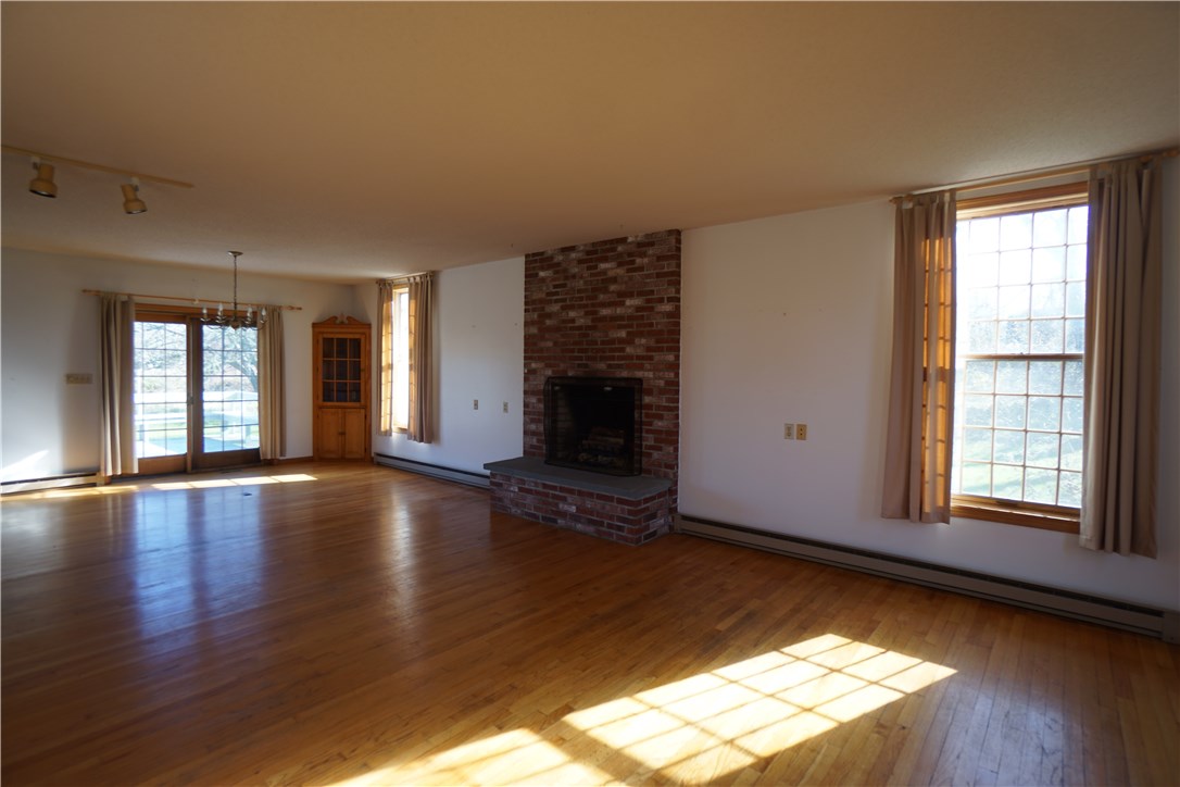 666 West Main Road Little Compton, RI 02837 - Photo 4 of 6