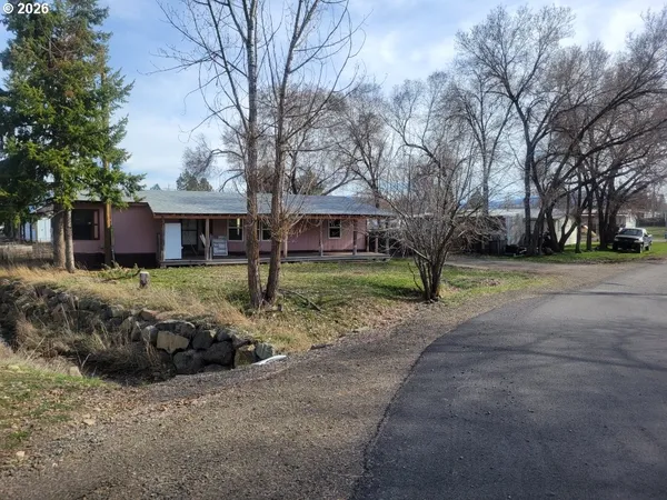 $165,000 | 737 North 15th Avenue, Elgin, OR 97827