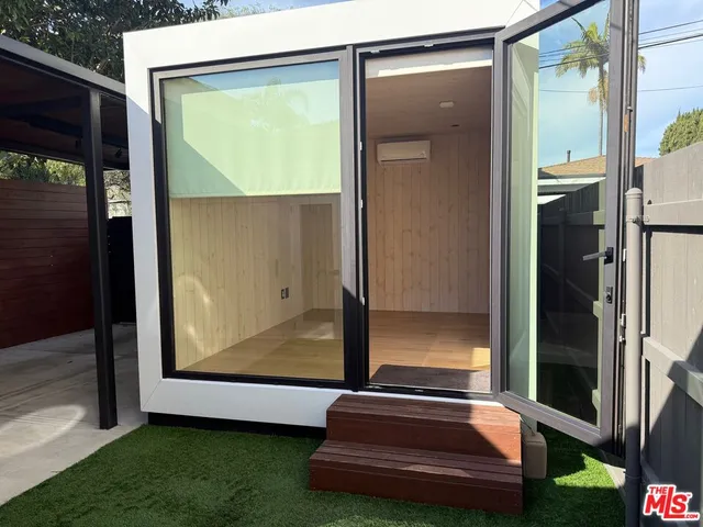 $5,795 | 907 Burrell Street, Marina del Rey, CA 90292