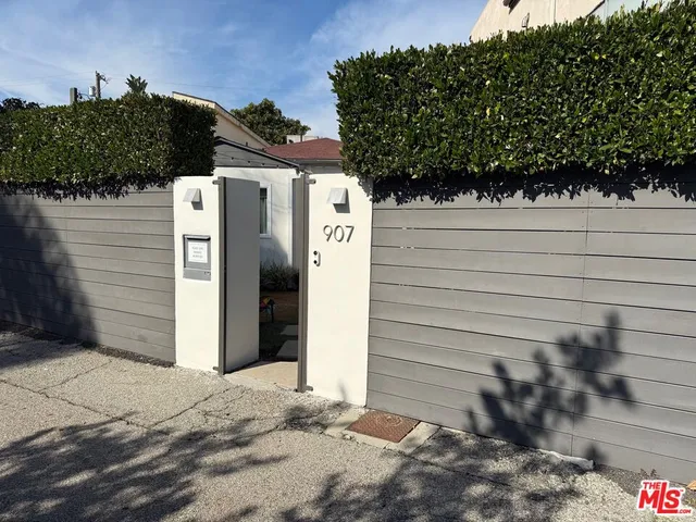 $5,795 | 907 Burrell Street, Marina del Rey, CA 90292