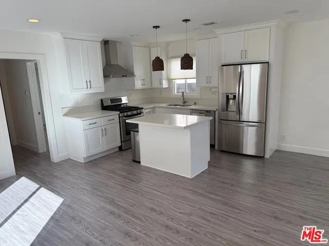 $5,795 | 907 Burrell Street, Marina del Rey, CA 90292