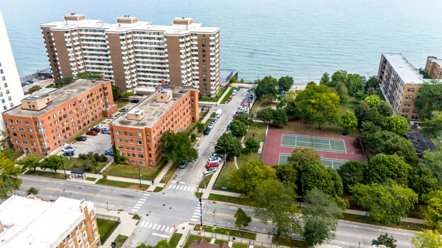 $64,900 | 7363 South South Shore Drive, Unit 409, Chicago, IL 60649