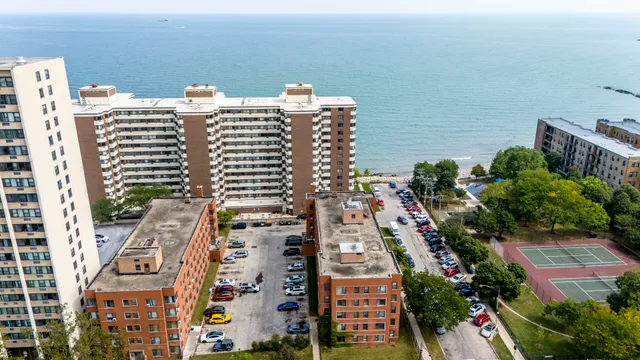 $64,900 | 7363 South South Shore Drive, Unit 409, Chicago, IL 60649