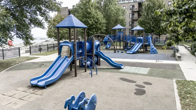 $64,900 | 7363 South South Shore Drive, Unit 409, Chicago, IL 60649