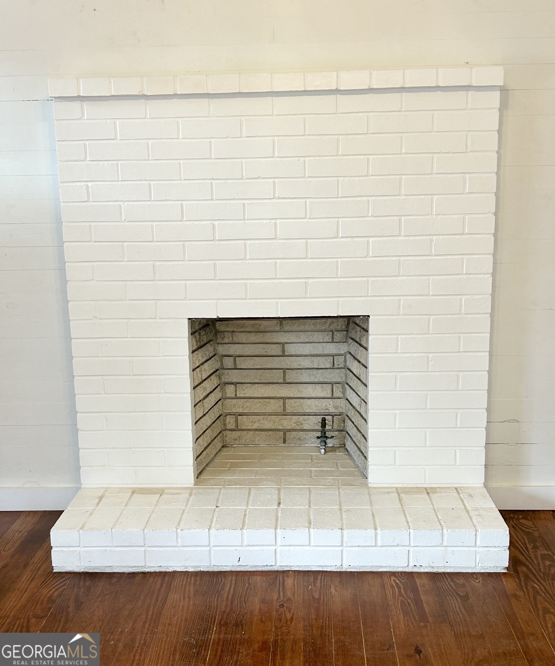 117 Marchman Street Bremen, GA 30110 - Photo 12 of 38 a view of wooden door