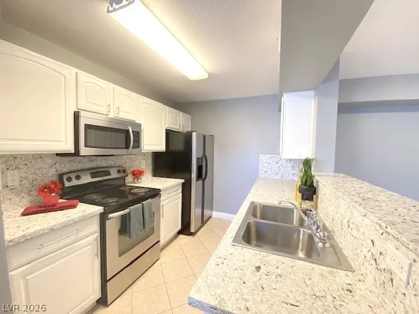 $1,295 | 8101 West Flamingo Road, Unit 1100, Las Vegas, NV 89147