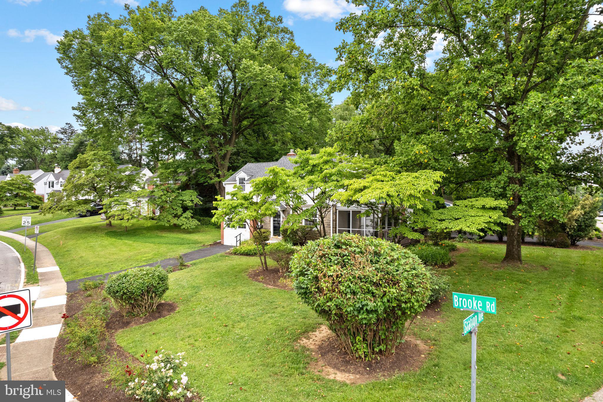 776 Brooke Road Glenside, PA 19038 - Photo 4 of 37