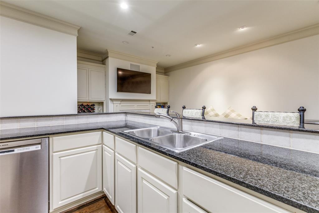 3535 Gillespie Street, Unit 604 Dallas, TX 75219 - Photo 15 of 23