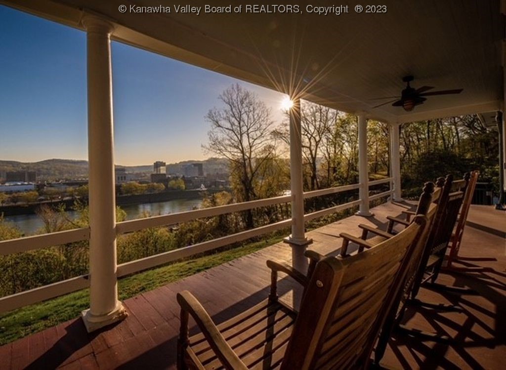 17 Terrace Road Charleston, WV 25314 - Photo 3 of 18 Gallery Image 3