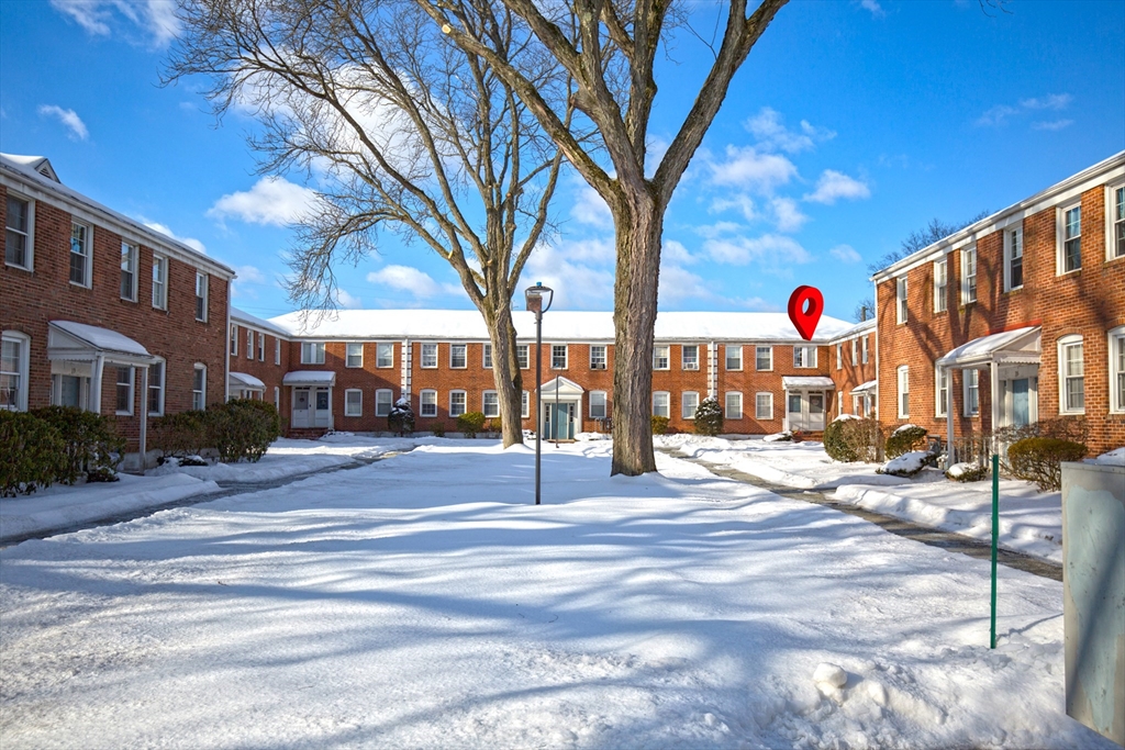 31 Colony Road, Unit 31 West Springfield, MA 01089 - Photo 2 of 20