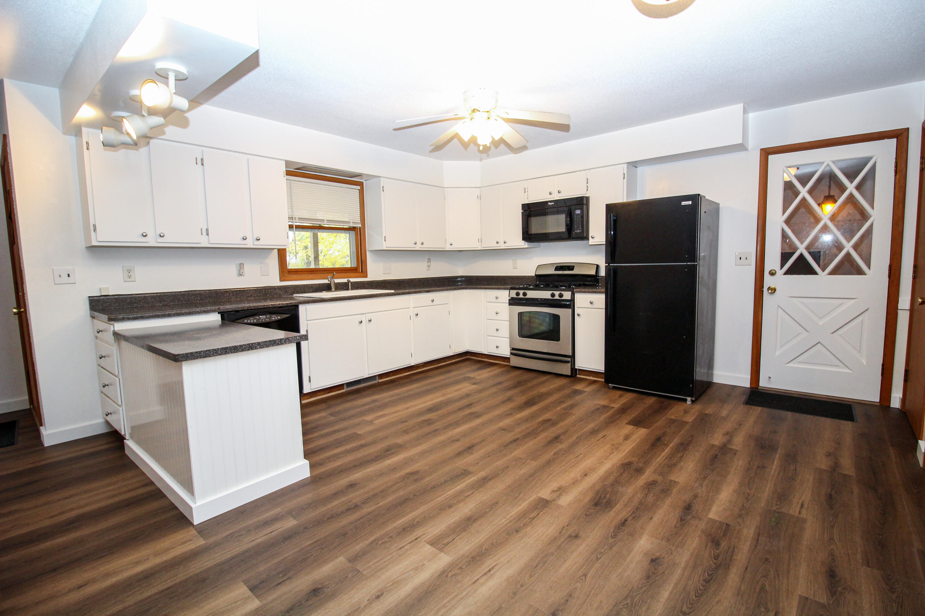 15289 Millard Road Three Rivers, MI 49093 - Photo 6 of 31 Millard-13