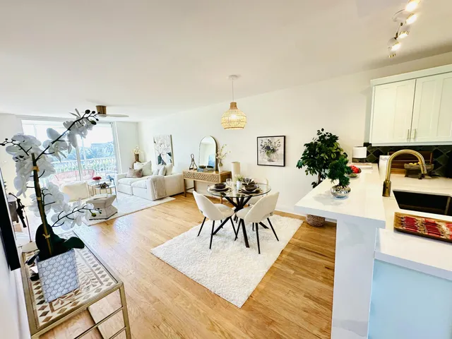 $479,000 | 750 Northeast Spanish River Boulevard, Unit 3020, Boca Raton, FL 33431