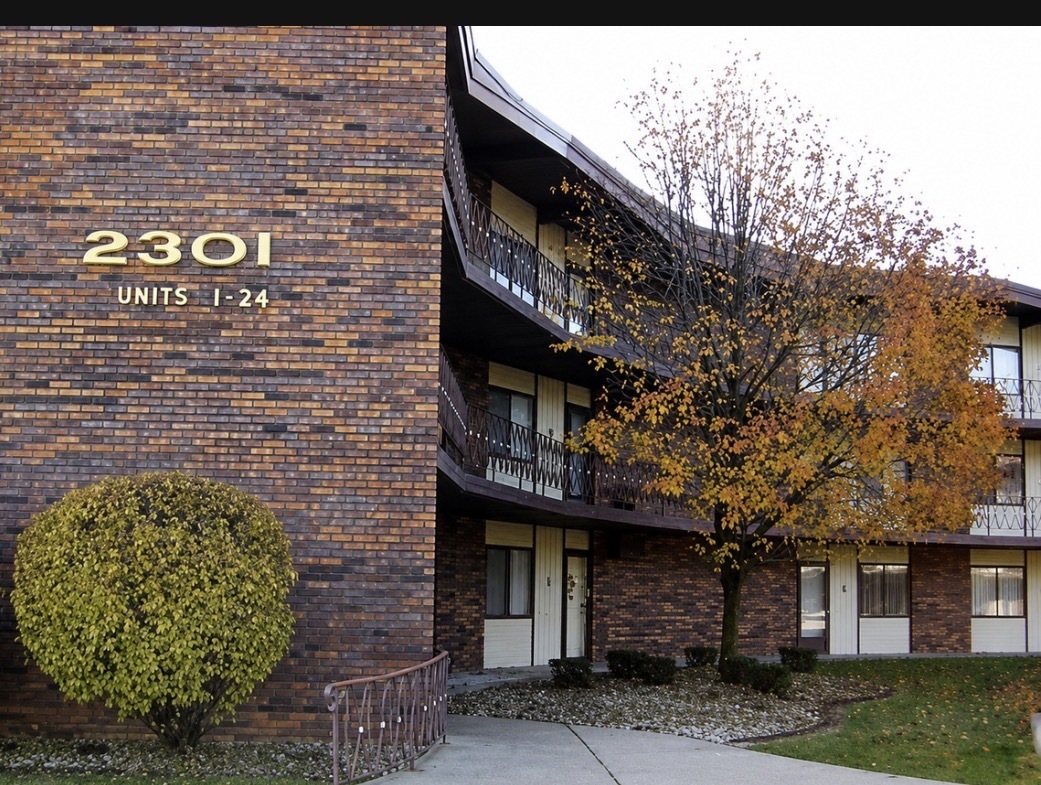 2303 Holiday Terrace, Unit 41 Lansing, IL 60438 - Photo 11 of 11
