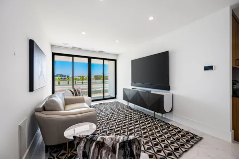 $6,495,000 | 86804 Rogers Way, Thermal, CA 92274