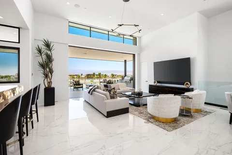 $6,495,000 | 86804 Rogers Way, Thermal, CA 92274