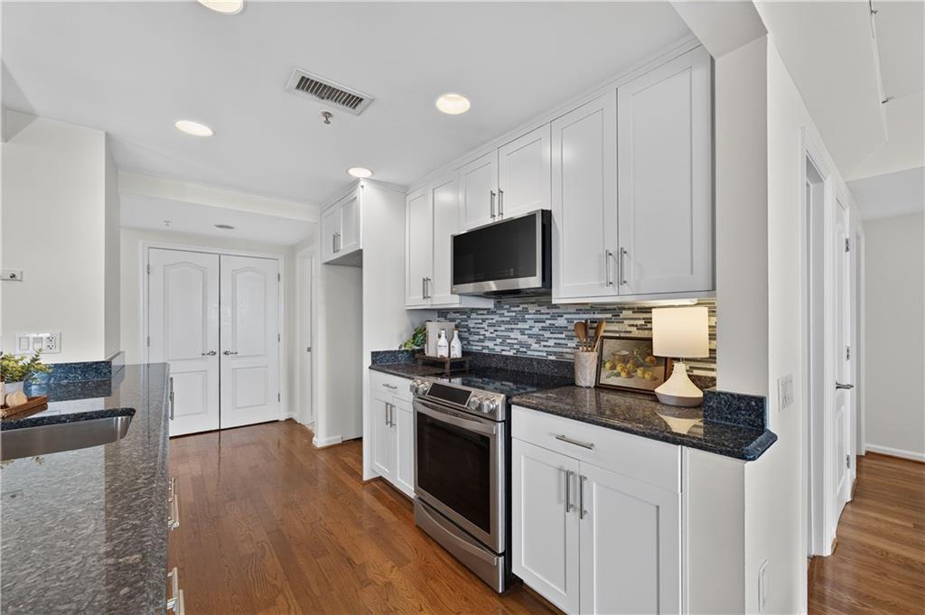3475 Oak Valley Road Northeast, Unit 2150 Atlanta, GA 30326 - Photo 18 of 57