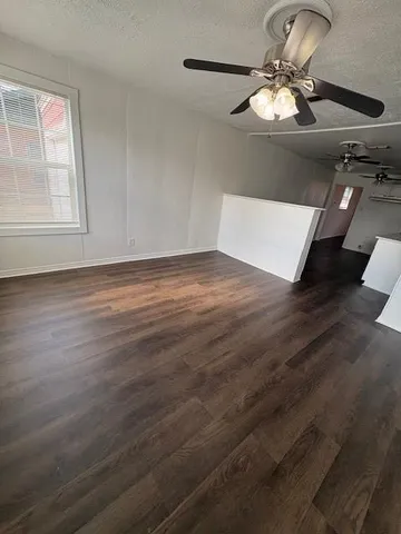 $1,595 | 3210 South 5th Street, Abilene, TX 79605