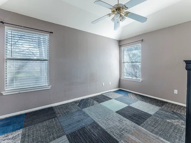 $279,000 | 909 West Rundberg Lane, Austin, TX 78758