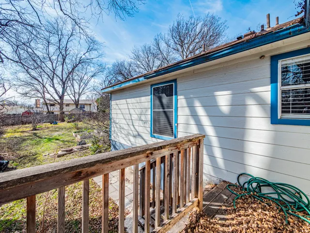 $279,000 | 909 West Rundberg Lane, Austin, TX 78758